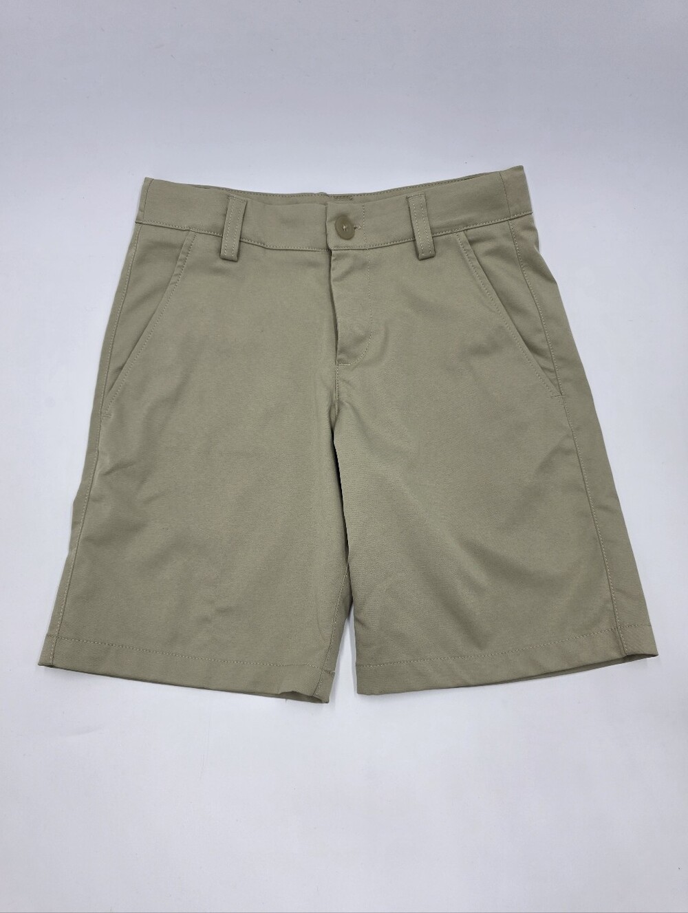 Under Armour boys' khaki golf shorts size S